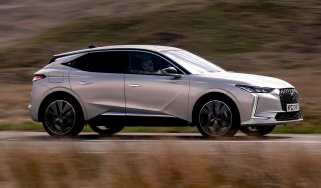 DS 4 - side tracking